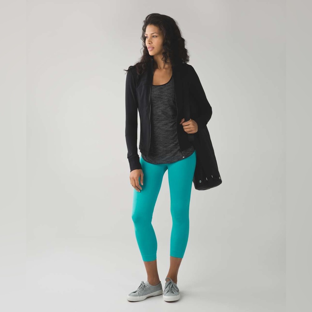 Lululemon Zone In Crop (21")